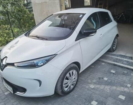 Білий Рено Зое, об'ємом двигуна 0 л та пробігом 131 тис. км за 6300 $, фото 11 на Automoto.ua