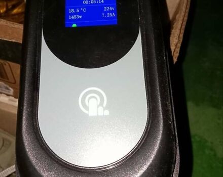 Белый Рено Зое, объемом двигателя 0 л и пробегом 115 тыс. км за 6950 $, фото 13 на Automoto.ua