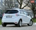 Белый Рено Зое, объемом двигателя 0 л и пробегом 147 тыс. км за 5999 $, фото 15 на Automoto.ua