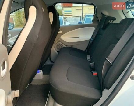 Білий Рено Зое, об'ємом двигуна 0 л та пробігом 90 тис. км за 6499 $, фото 16 на Automoto.ua