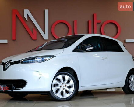 Белый Рено Зое, объемом двигателя 0 л и пробегом 109 тыс. км за 7500 $, фото 17 на Automoto.ua