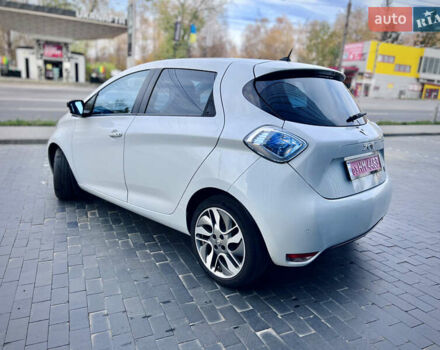 Білий Рено Зое, об'ємом двигуна 0 л та пробігом 160 тис. км за 7500 $, фото 5 на Automoto.ua