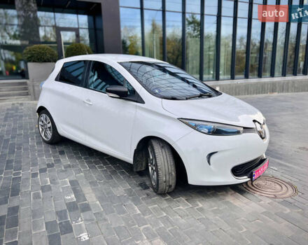 Білий Рено Зое, об'ємом двигуна 0 л та пробігом 160 тис. км за 7500 $, фото 2 на Automoto.ua