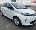 Белый Рено Зое, объемом двигателя 0 л и пробегом 41 тыс. км за 7500 $, фото 1 на Automoto.ua