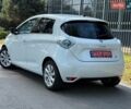 Белый Рено Зое, объемом двигателя 0 л и пробегом 48 тыс. км за 8300 $, фото 7 на Automoto.ua