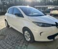 Белый Рено Зое, объемом двигателя 0 л и пробегом 144 тыс. км за 7523 $, фото 2 на Automoto.ua