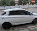 Белый Рено Зое, объемом двигателя 0 л и пробегом 135 тыс. км за 7300 $, фото 1 на Automoto.ua