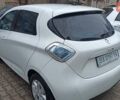 Белый Рено Зое, объемом двигателя 0 л и пробегом 120 тыс. км за 6600 $, фото 2 на Automoto.ua