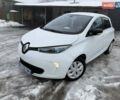 Белый Рено Зое, объемом двигателя 0 л и пробегом 105 тыс. км за 6500 $, фото 8 на Automoto.ua