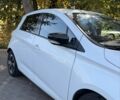 Белый Рено Зое, объемом двигателя 0 л и пробегом 79 тыс. км за 7522 $, фото 12 на Automoto.ua