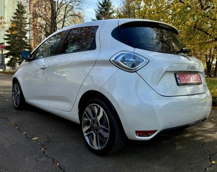Білий Рено Зое, об'ємом двигуна 0 л та пробігом 68 тис. км за 6965 $, фото 3 на Automoto.ua