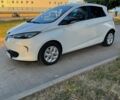 Белый Рено Зое, объемом двигателя 0 л и пробегом 119 тыс. км за 6900 $, фото 3 на Automoto.ua