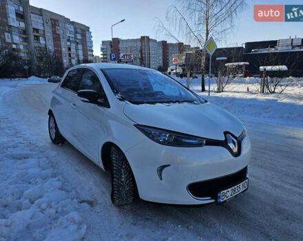 Белый Рено Зое, объемом двигателя 0 л и пробегом 99 тыс. км за 6800 $, фото 20 на Automoto.ua