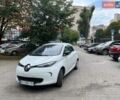 Белый Рено Зое, объемом двигателя 0 л и пробегом 102 тыс. км за 6800 $, фото 1 на Automoto.ua