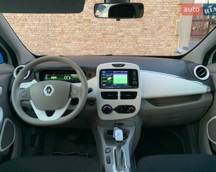 Білий Рено Зое, об'ємом двигуна 0 л та пробігом 90 тис. км за 6499 $, фото 15 на Automoto.ua