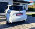 Белый Рено Зое, объемом двигателя 0 л и пробегом 106 тыс. км за 6250 $, фото 8 на Automoto.ua