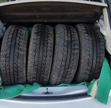 Белый Рено Зое, объемом двигателя 0 л и пробегом 192 тыс. км за 6300 $, фото 11 на Automoto.ua