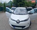 Белый Рено Зое, объемом двигателя 0 л и пробегом 82 тыс. км за 8350 $, фото 1 на Automoto.ua