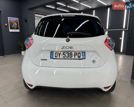 Белый Рено Зое, объемом двигателя 0 л и пробегом 89 тыс. км за 6700 $, фото 9 на Automoto.ua