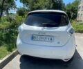 Белый Рено Зое, объемом двигателя 0 л и пробегом 94 тыс. км за 6499 $, фото 2 на Automoto.ua