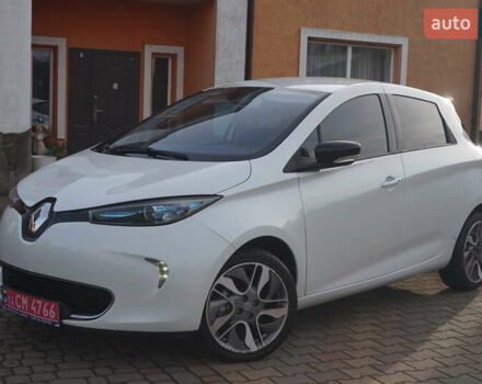Белый Рено Зое, объемом двигателя 0 л и пробегом 86 тыс. км за 7200 $, фото 1 на Automoto.ua