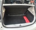 Белый Рено Зое, объемом двигателя 0 л и пробегом 82 тыс. км за 8350 $, фото 21 на Automoto.ua