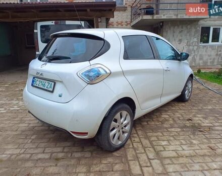Белый Рено Зое, объемом двигателя 0 л и пробегом 231 тыс. км за 5900 $, фото 5 на Automoto.ua