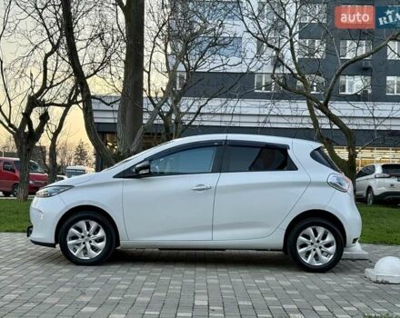 Белый Рено Зое, объемом двигателя 0 л и пробегом 147 тыс. км за 5999 $, фото 5 на Automoto.ua