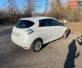 Белый Рено Зое, объемом двигателя 0 л и пробегом 134 тыс. км за 7200 $, фото 5 на Automoto.ua