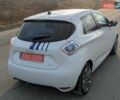 Белый Рено Зое, объемом двигателя 0 л и пробегом 85 тыс. км за 6900 $, фото 26 на Automoto.ua