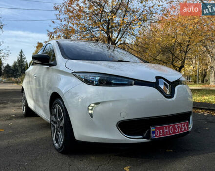 Білий Рено Зое, об'ємом двигуна 0 л та пробігом 68 тис. км за 6976 $, фото 9 на Automoto.ua