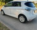 Белый Рено Зое, объемом двигателя 0 л и пробегом 119 тыс. км за 6900 $, фото 9 на Automoto.ua