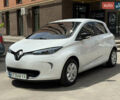 Белый Рено Зое, объемом двигателя 0 л и пробегом 50 тыс. км за 7650 $, фото 3 на Automoto.ua