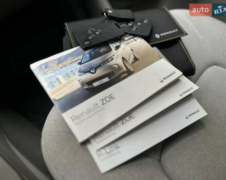 Білий Рено Зое, об'ємом двигуна 0 л та пробігом 108 тис. км за 6499 $, фото 28 на Automoto.ua