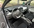 Белый Рено Зое, объемом двигателя 0 л и пробегом 108 тыс. км за 7400 $, фото 7 на Automoto.ua