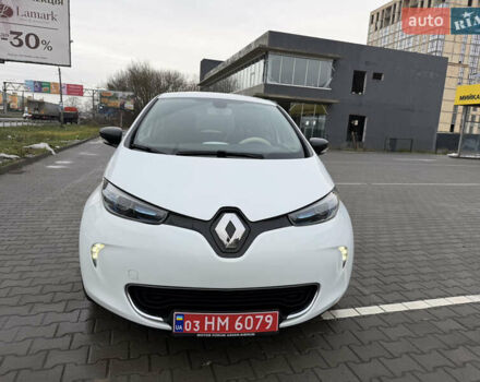 Білий Рено Зое, об'ємом двигуна 0 л та пробігом 80 тис. км за 5800 $, фото 7 на Automoto.ua
