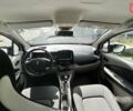 Белый Рено Зое, объемом двигателя 0 л и пробегом 94 тыс. км за 7500 $, фото 11 на Automoto.ua