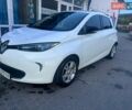 Белый Рено Зое, объемом двигателя 0 л и пробегом 93 тыс. км за 5950 $, фото 1 на Automoto.ua