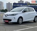 Белый Рено Зое, объемом двигателя 0 л и пробегом 80 тыс. км за 6800 $, фото 2 на Automoto.ua