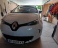 Белый Рено Зое, объемом двигателя 0 л и пробегом 110 тыс. км за 7000 $, фото 1 на Automoto.ua