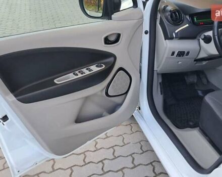 Рено Зое 2016 в Львове на Automoto.ua Белый Рено Зое, объемом двигателя 0 л и пробегом 115 тыс. км за 7100 $, фото 8 на Automoto.ua