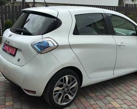 Білий Рено Зое, об'ємом двигуна 0 л та пробігом 50 тис. км за 7950 $, фото 4 на Automoto.ua