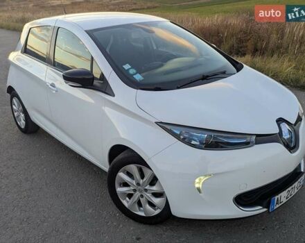 Белый Рено Зое, объемом двигателя 0 л и пробегом 51 тыс. км за 6995 $, фото 9 на Automoto.ua