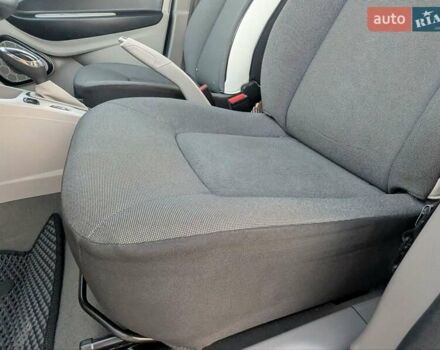 Белый Рено Зое, объемом двигателя 0 л и пробегом 51 тыс. км за 6995 $, фото 35 на Automoto.ua