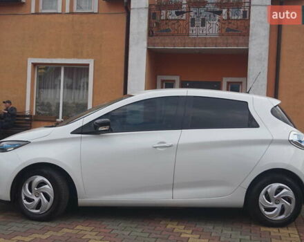 Білий Рено Зое, об'ємом двигуна 0 л та пробігом 112 тис. км за 6777 $, фото 12 на Automoto.ua