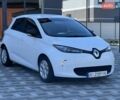 Белый Рено Зое, объемом двигателя 0 л и пробегом 164 тыс. км за 8700 $, фото 1 на Automoto.ua