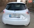 Белый Рено Зое, объемом двигателя 0 л и пробегом 90 тыс. км за 7500 $, фото 6 на Automoto.ua