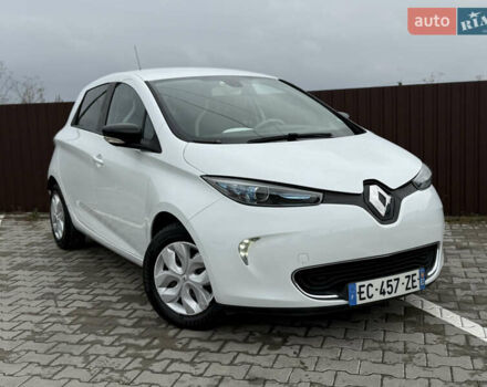 Белый Рено Зое, объемом двигателя 0 л и пробегом 125 тыс. км за 6700 $, фото 10 на Automoto.ua