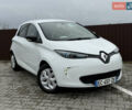 Белый Рено Зое, объемом двигателя 0 л и пробегом 125 тыс. км за 6700 $, фото 10 на Automoto.ua