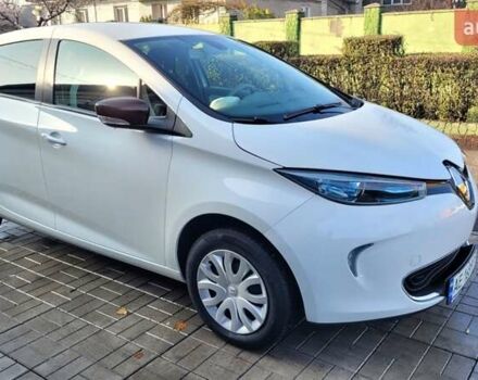 Белый Рено Зое, объемом двигателя 0 л и пробегом 113 тыс. км за 7200 $, фото 3 на Automoto.ua